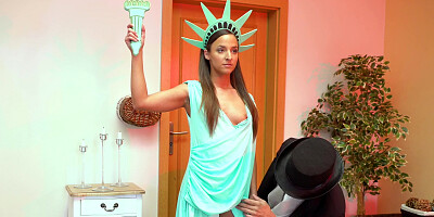 Amirah Adara Statue of Liberty cosplay and Abraham Lincoln fuck